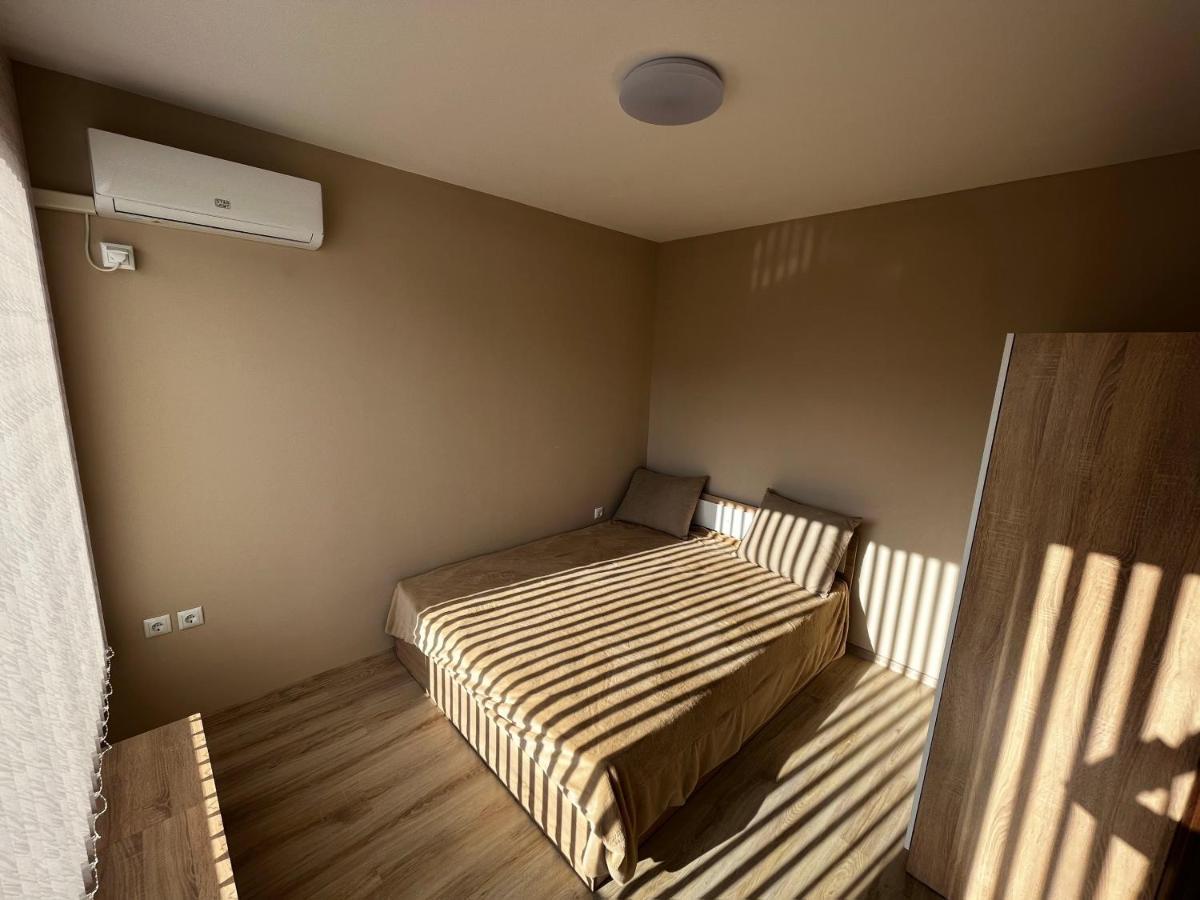 Valemar Apartments Pomorie Exterior photo