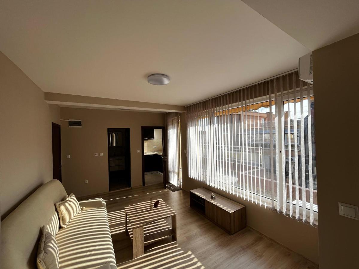Valemar Apartments Pomorie Exterior photo